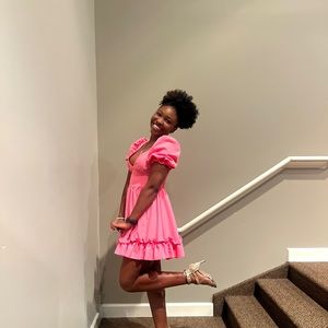 Meet your Posher, Victoria